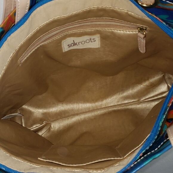 Sakroots Artists Circle Born Into Water Tote Bag - Picture 13 of 16